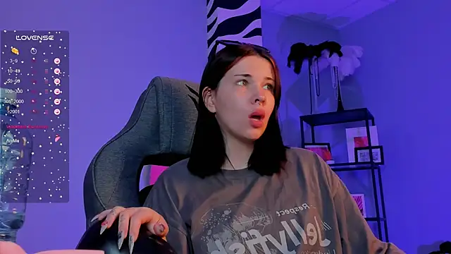 Snapshot of AliceSunday chatting on 20, 9, 2025 AliceSunday online show from 20, 9, 2025