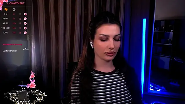 Snapshot of Laura_Bess chatting on 30, 4, 2026 Laura Bess online show from 30, 4, 2026