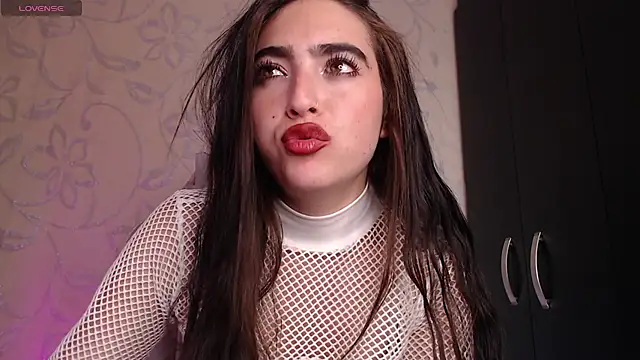 Arii vega  online show from 21, 1, 2025