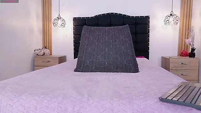 FULL TENTATION  online show from 25, 3, 2026