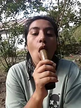 Hellen Alex online show from 2, 2, 2025