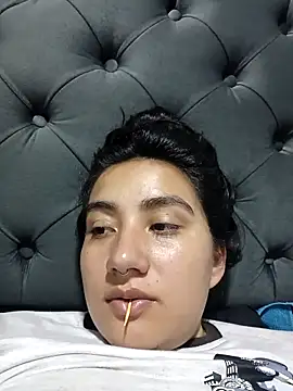 Hellen Alex online show from 2, 3, 2025