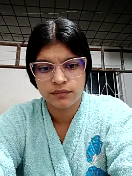 naughty-girl01 online show from 4, 3, 2025