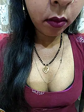 Snapshot of Sharmila-Singh chatting on 13, 4, 2026 Sharmila-Singh online show from 13, 4, 2026