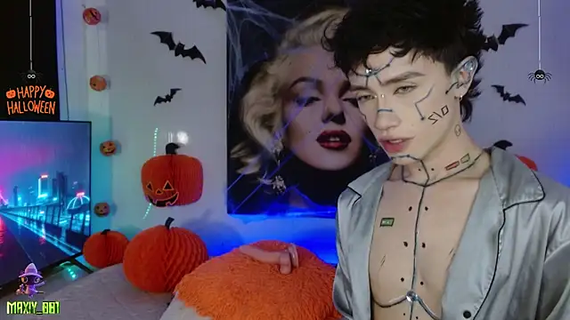 maxiy 001 online show from 13, 10, 2025