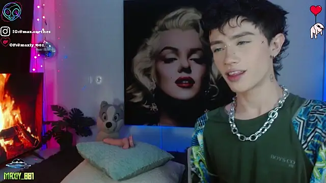 maxiy 001 online show from 18, 4, 2026