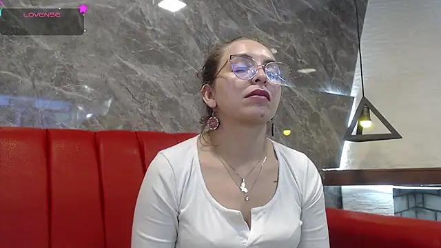  isaabellaa online show from 19, 3, 2025