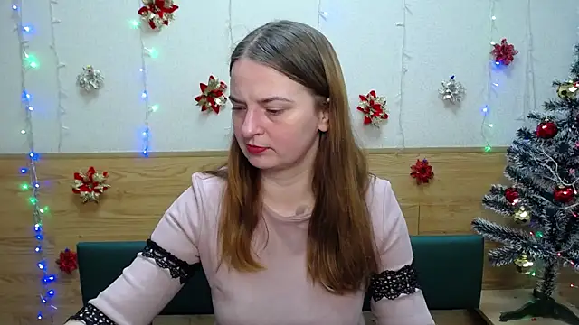 Snapshot of FreyaDak chatting on 7, 1, 2025 FreyaDak online show from 7, 1, 2025