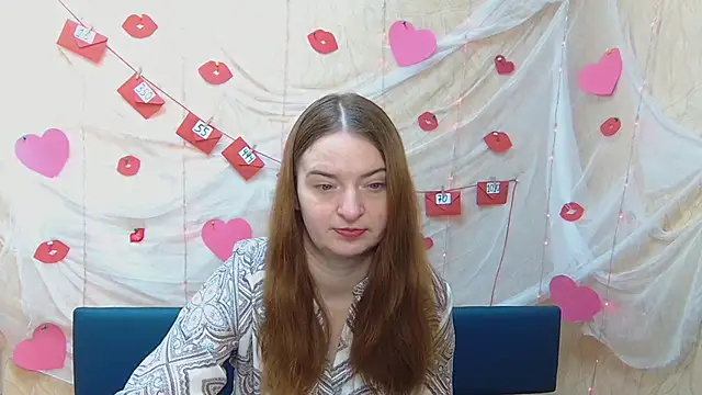 Snapshot of FreyaDak chatting on 2, 2, 2025 FreyaDak online show from 2, 2, 2025