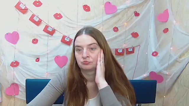 Snapshot of FreyaDak chatting on 9, 3, 2025 FreyaDak online show from 9, 3, 2025