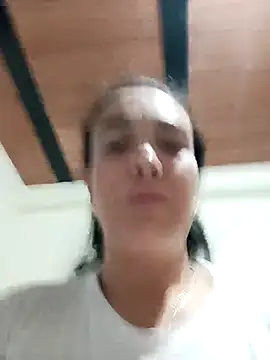 skayhot  online show from 23, 2, 2025