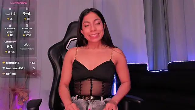 Mia Gothzx online show from 23, 12, 2024