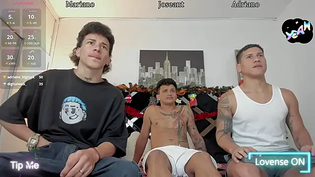 Snapshot of toyboys1 chatting on 29, 11, 2025 toyboys1 online show from 29, 11, 2025