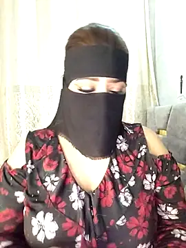 Snapshot of Cat_Sharisa chatting on 4, 11, 2025 Cat Sharisa online show from 4, 11, 2025