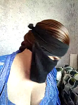 Snapshot of Cat_Sharisa chatting on 9, 11, 2025 Cat Sharisa online show from 9, 11, 2025