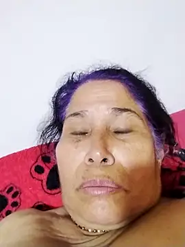 girl amada online show from 28, 5, 2026