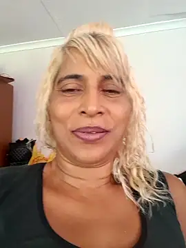 Snapshot of Goodgirlsue_77 chatting on 21, 3, 2025 Goodgirlsue 77 online show from 21, 3, 2025