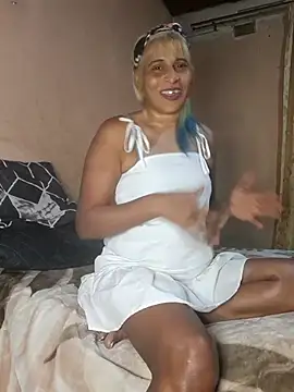 Snapshot of Goodgirlsue_77 chatting on 25, 10, 2025 Goodgirlsue 77 online show from 25, 10, 2025