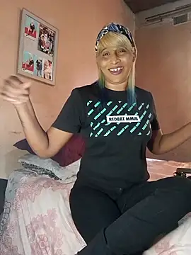 Snapshot of Goodgirlsue_77 chatting on 7, 11, 2025 Goodgirlsue 77 online show from 7, 11, 2025