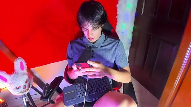 LilOwen  online show from 2, 2, 2026