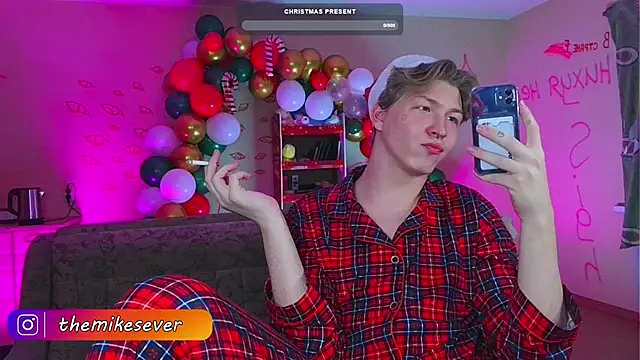 Snapshot of TheMikeSever chatting on 24, 12, 2024 TheMikeSever online show from 24, 12, 2024