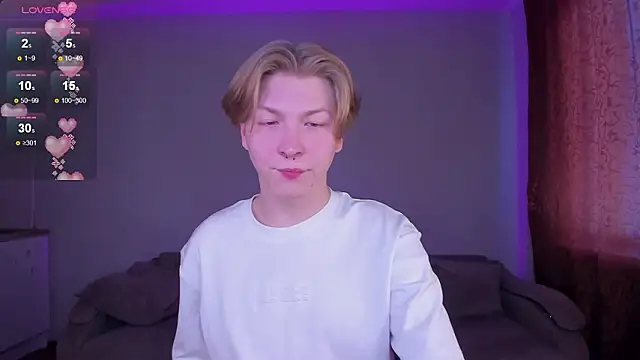 Snapshot of TheMikeSever chatting on 4, 2, 2026 TheMikeSever online show from 4, 2, 2026