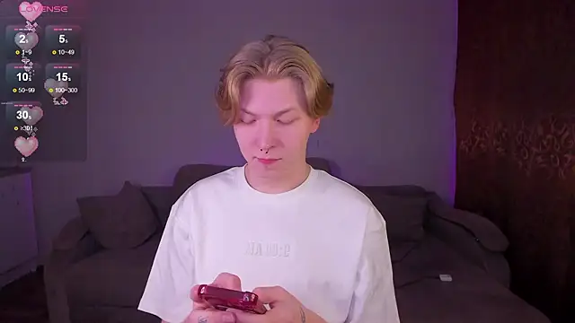 Snapshot of TheMikeSever chatting on 11, 2, 2026 TheMikeSever online show from 11, 2, 2026