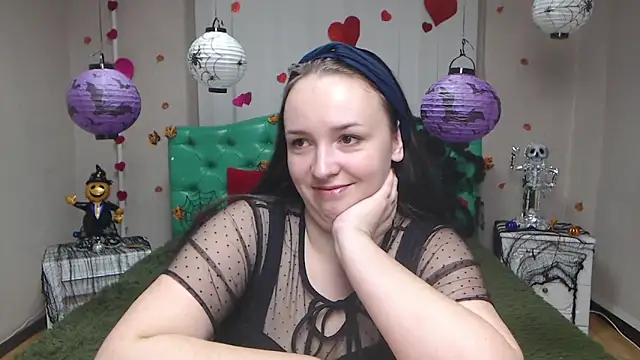 Snapshot of IsabelBlackberry chatting on 27, 10, 2025 IsabelBlackberry online show from 27, 10, 2025