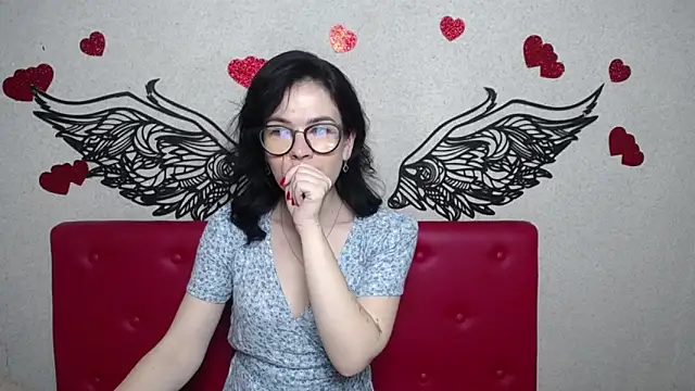 JasmineKouch online show from 17, 3, 2025