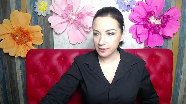 ElizabethSho online show from 2, 12, 2025