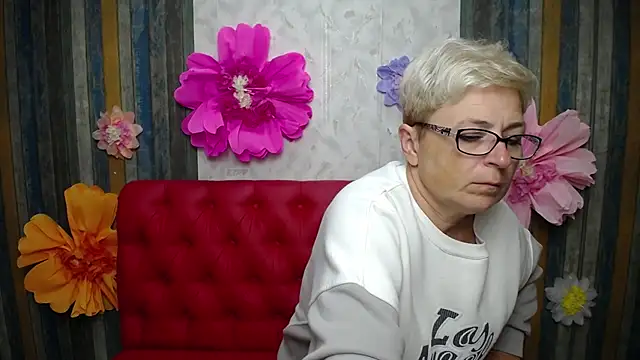 EmiliaGree online show from 13, 9, 2025