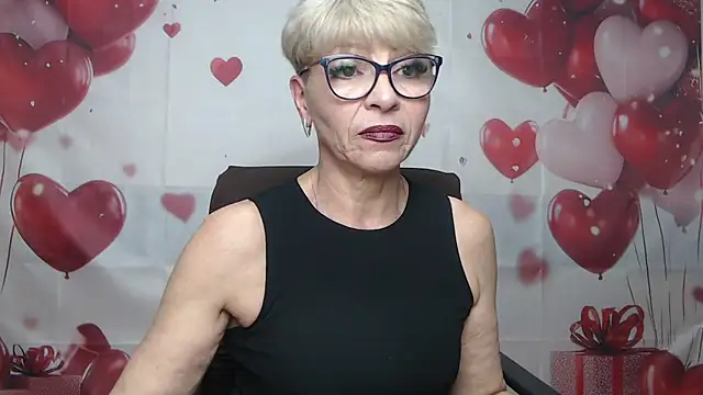 Snapshot of EllaBonito chatting on 17, 5, 2026 EllaBonito online show from 17, 5, 2026