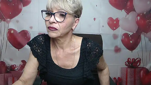 Snapshot of EllaBonito chatting on 19, 5, 2026 EllaBonito online show from 19, 5, 2026