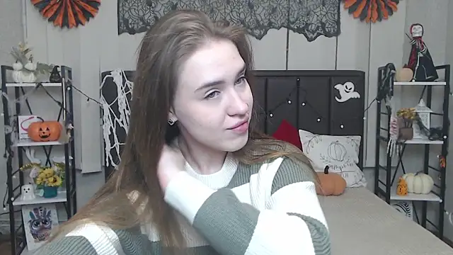 LauraHlot online show from 7, 11, 2025