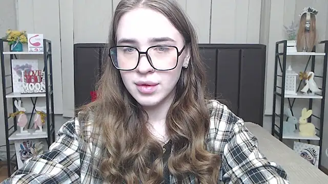 LauraHlot online show from 29, 11, 2025