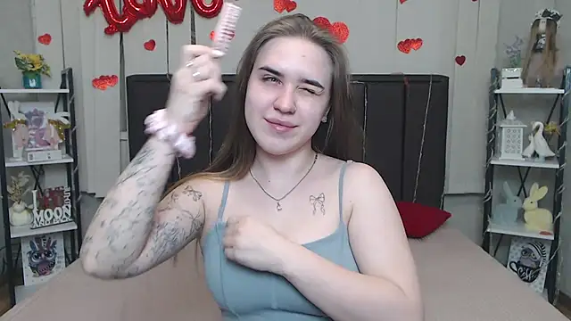 LauraHlot online show from 1, 4, 2026