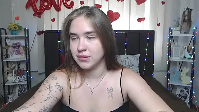 LauraHlot online show from 6, 7, 2026
