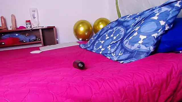 anyaadamss online show from 26, 1, 2025