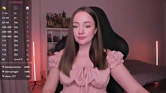 WalkingGirl online show from 27, 1, 2025