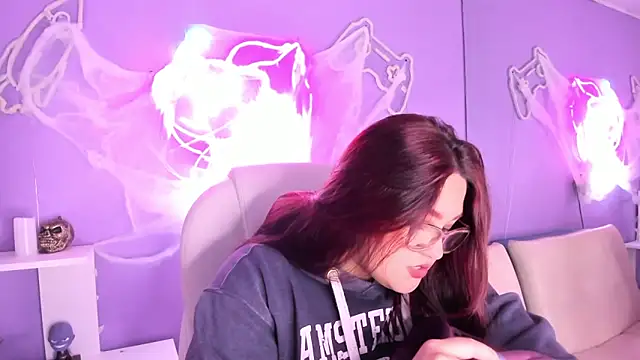 Camiila Osorio online show from 30, 10, 2025