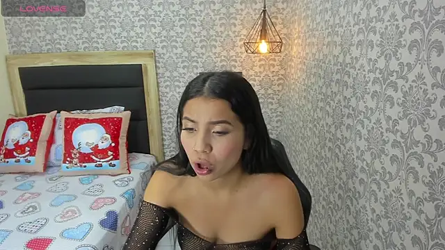 Snapshot of TATIGOLD2 chatting on 23, 12, 2024 TATIGOLD2 online show from 23, 12, 2024