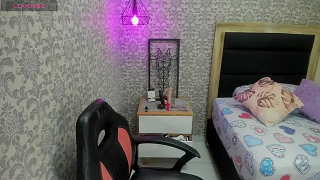 Snapshot of TATIGOLD2 chatting on 19, 2, 2025 TATIGOLD2 online show from 19, 2, 2025