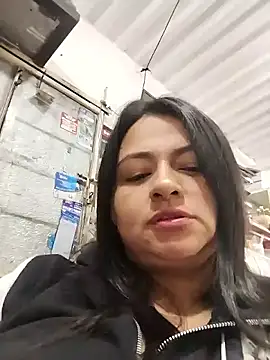 Snapshot of Linda_Lars chatting on 4, 2, 2025 Linda Lars online show from 4, 2, 2025