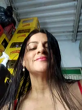 Snapshot of Linda_Lars chatting on 12, 9, 2025 Linda Lars online show from 12, 9, 2025