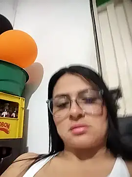 Snapshot of Linda_Lars chatting on 2, 11, 2025 Linda Lars online show from 2, 11, 2025