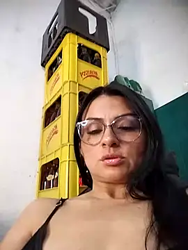 Snapshot of Linda_Lars chatting on 6, 11, 2025 Linda Lars online show from 6, 11, 2025