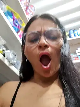 Snapshot of Linda_Lars chatting on 2, 12, 2025 Linda Lars online show from 2, 12, 2025