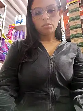 Snapshot of Linda_Lars chatting on 5, 12, 2025 Linda Lars online show from 5, 12, 2025