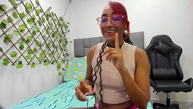 MurphyAngelina online show from 3, 3, 2025