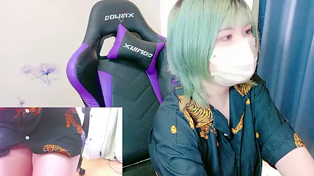 Snapshot of hazuki_8008 chatting on 29, 9, 2025 hazuki 8008 online show from 29, 9, 2025